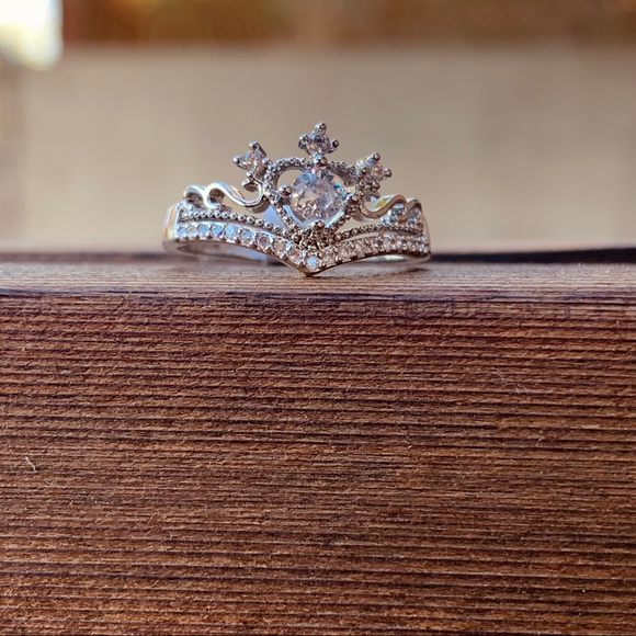 DIAMOND QUEEN ♡ Cubic Zirconia Ring - Picture 5 of 7